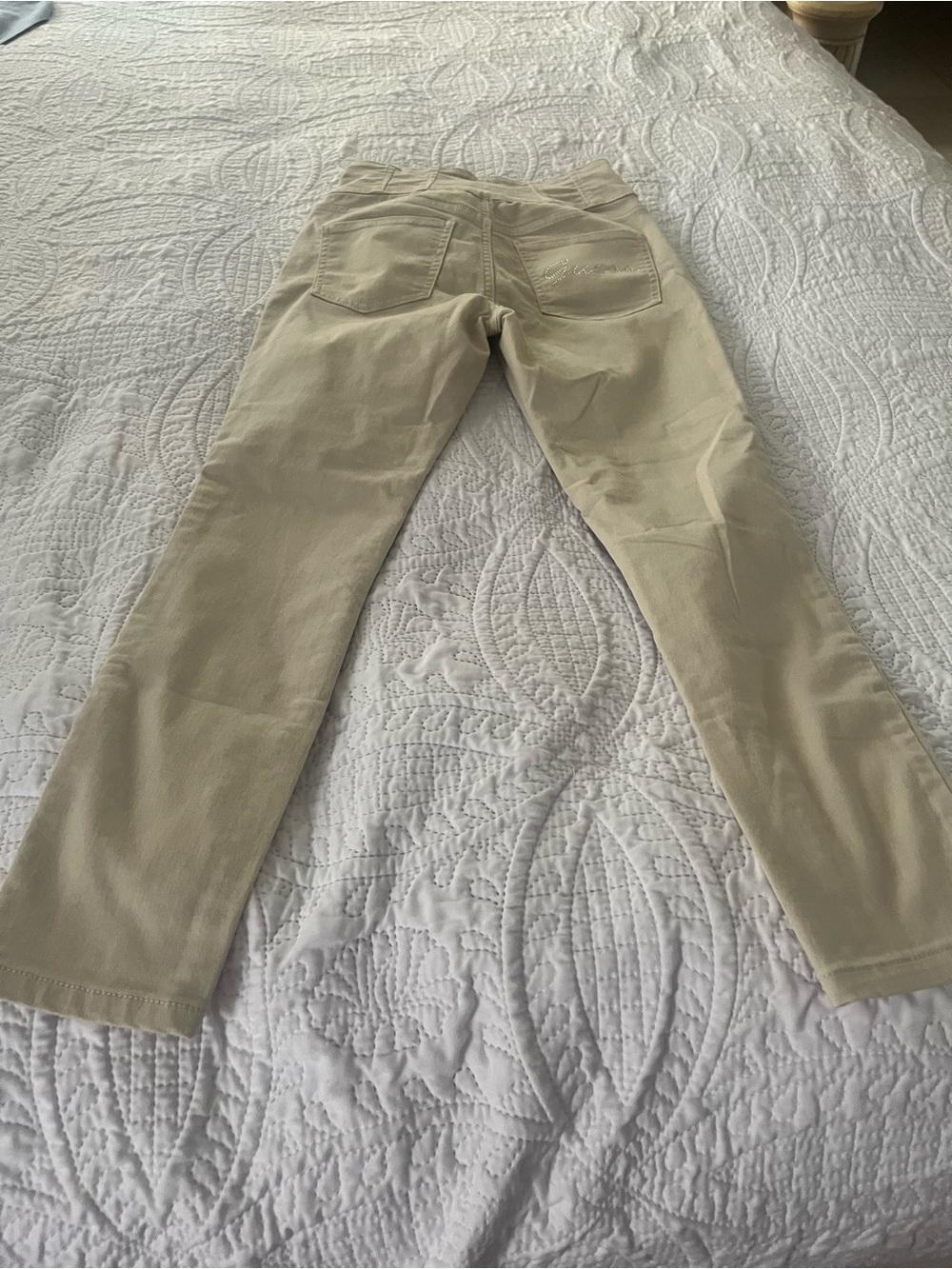 Guess Women's Beige Skinny Jeans
